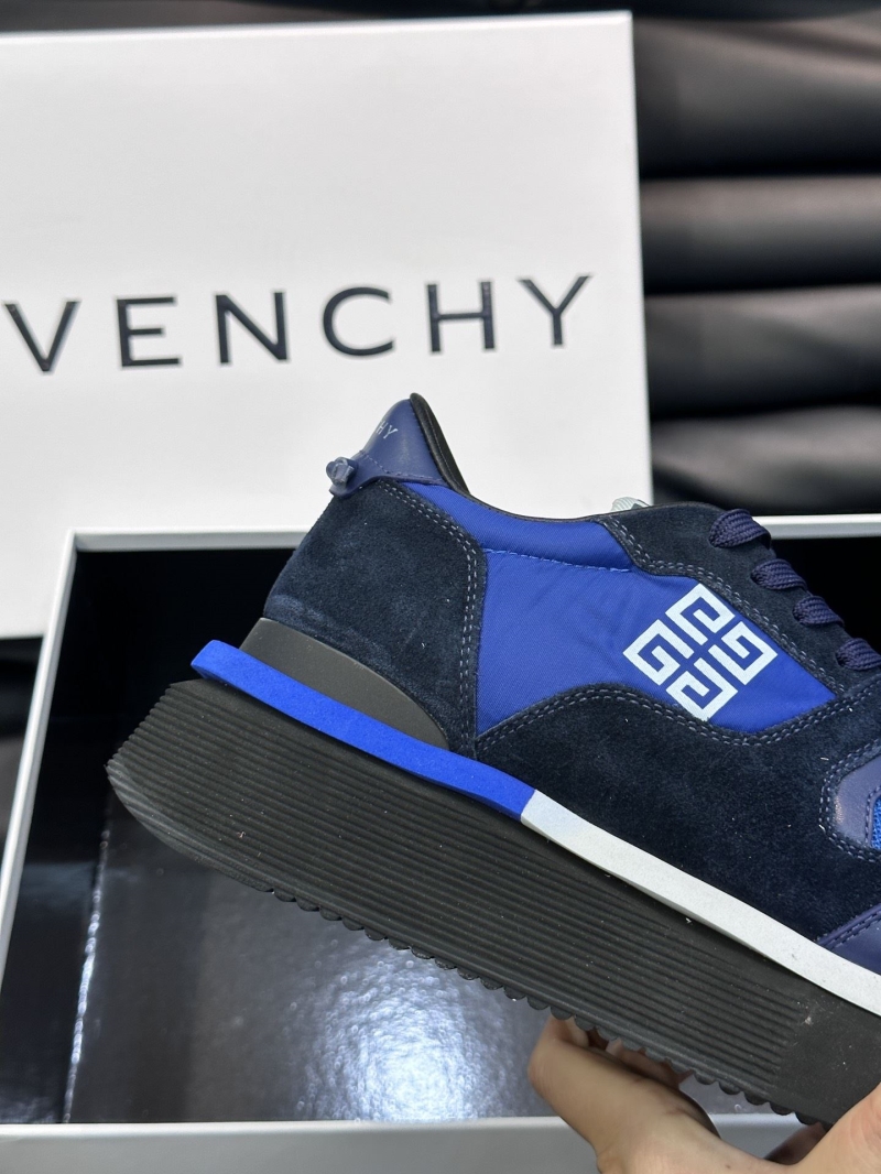 Givenchy Sneakers